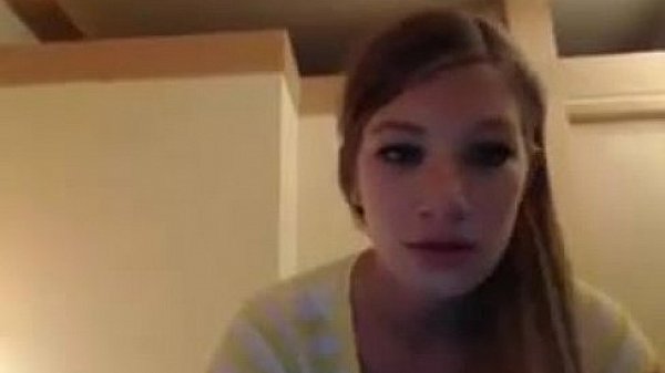 Sexy cam girl on live show 