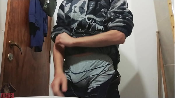 Sometimes i just need to blast some cum you feel me 