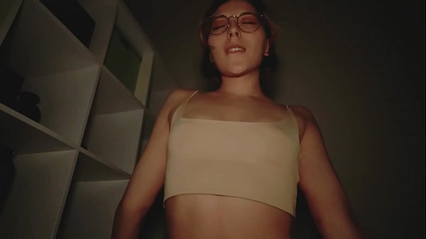 Nonton Sutte Min K&aelig;restes Pik Og Derefter Have Sex Med Ham thumbnail