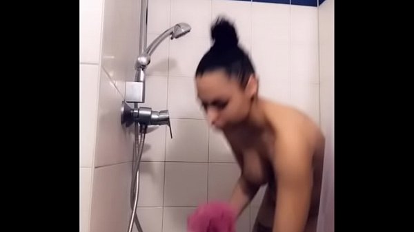 Play MP4 - playing and fucking my pussy in the shower