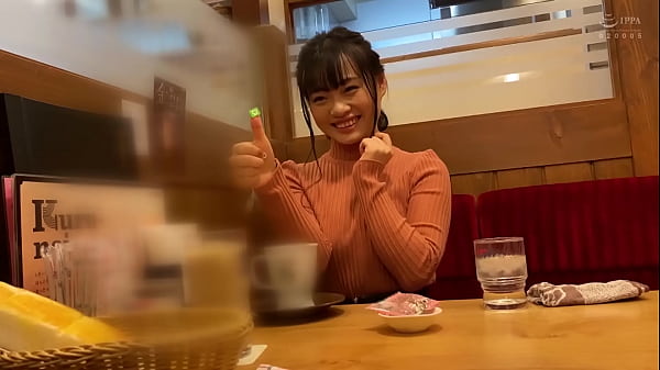 Play MP4 - https&colon;&sol;&sol;bit&period;ly&sol;3GEl9ZU ハメ撮り 現役看護生ナースのたまご アイドル級の可愛いルックスとのギャップがたまらない コスプレ・生・放尿・中出しヤリ放題 従順言いなり娘