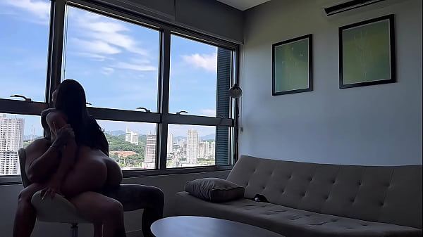 Play MP4 - Sonhei que estava gozando e acordei fudendo gotosinho de frente ao mar