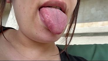 Sneezing From Flowers But Loving It Allergy Turns Sensual thumbnail