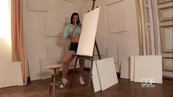 Tickle my clit with a paint brush 