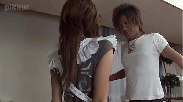 Play MP4 - Teacher gives student a handjob in the classroom and cums&lpar;01733&rpar;