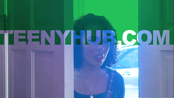 Nonton Cums Knocking thumbnail