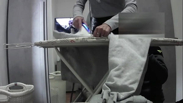 Preview desperate housewifes it's not my case having an orgasm during a normal working day at home 