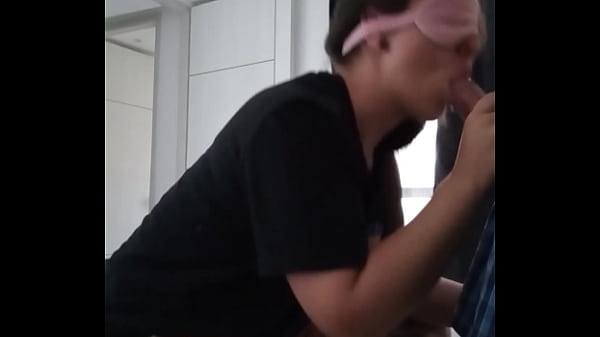 Si me la_chupas te prometo que te_pagaré