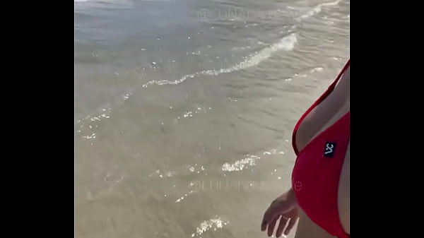 Enjoying another day at the beach #brazilian #housewife #LUNA #morena #brunette #sexy #beach #goodvibes #summer #biki... 