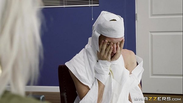 Play MP4 - Brazzers - Rachel Roxxx has fun at the office