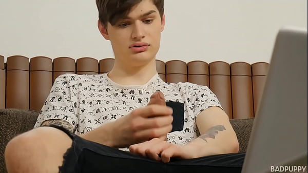 Play MP4 - Curtis spreads his ass for Alan's thick&comma; uncut cock