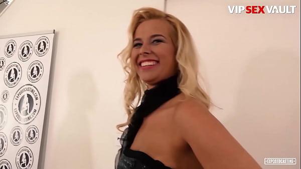 Play MP4 - Sexy Model Nikky Dream Showcases Her Curves Then Squirts Hard From Intense Fingering & Pounding - VIP SEX VAULT