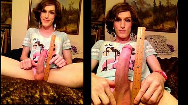 SEXY HORNY TRAP EATS PRECUM 