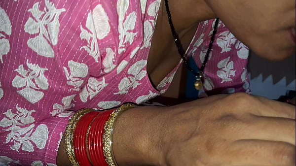 Play MP4 - Hot Bhabhi Desperate for the Cock for Her Wet Pussy in the Night