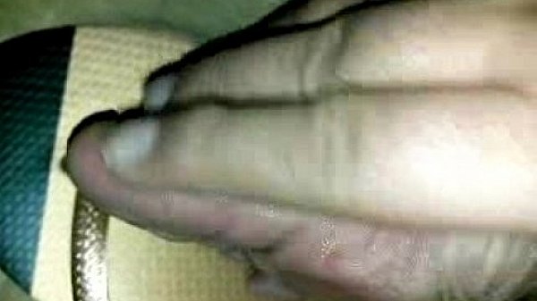 BRINCANDO COM AS HAVAIANAS 