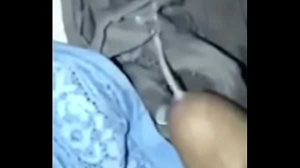 Le sale lechita a Sally por caliente 