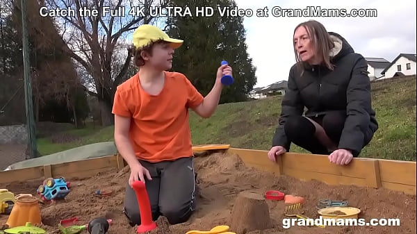 Play MP4 - 60yo Hairy Cougar fucking a 20yo