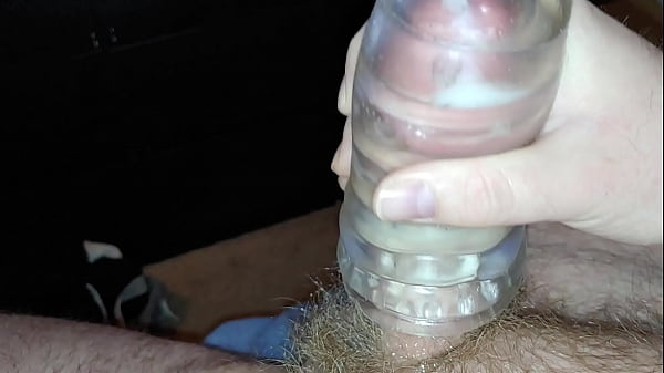 Play MP4 - Unloading into a pocket pussy