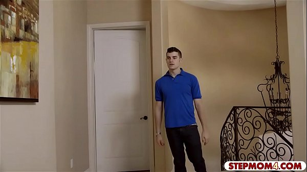 Nonton Bianca Breeze And Jade Nile Threeway Fun thumbnail