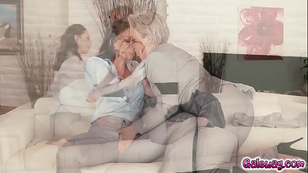 Dee Williams was blown away by Aidra Fox confidence and swept in the heat_of the moment