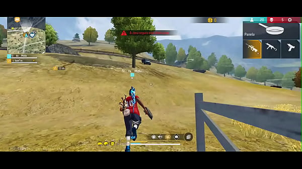 Dei hooyah usando minha bengala 