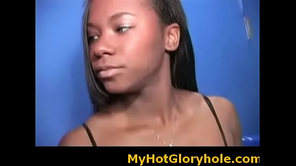 Nonton Gloryhole3 thumbnail