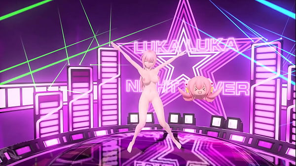 Megurine luka desnuda con tetas enormes