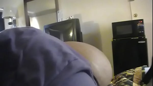 Bigslut Betty trying to suck up some nut part 2