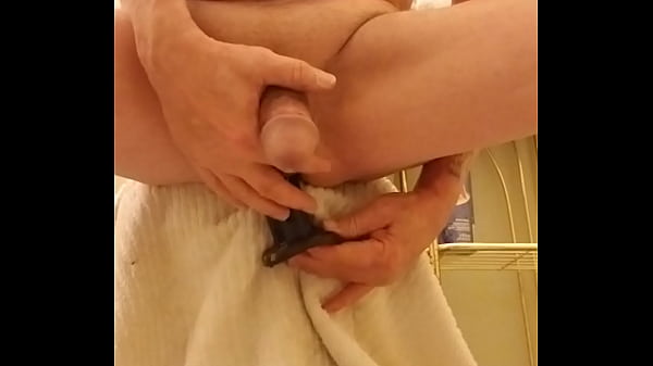 Play MP4 - Jerkoff cum cockring