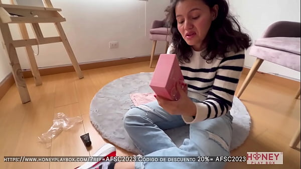 Play MP4 - The toxic lesbian I live with uncovered my Honey Play Box and now I have to fuck her&excl;&excl;&excl;