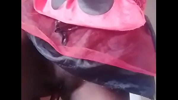 Jocilena using lipstick in her pussy 