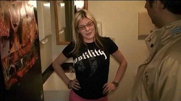 What can do a girl for some cash 30 