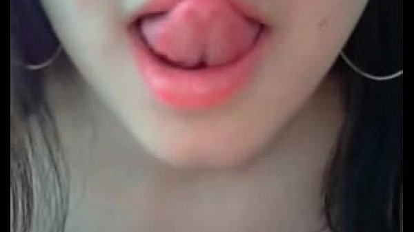 Nonton Why This Beautiful Bird Is Young thumbnail