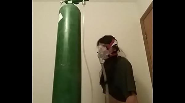 Penis tickeling oxygen mask_fun