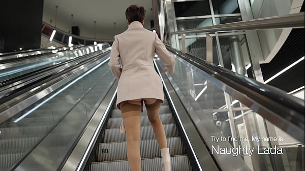 Play MP4 - Just a coat on my naked body