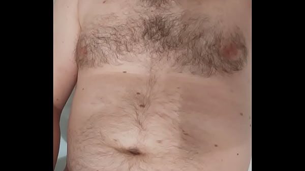 Imi place foarte mult sa ma masturbez la webcam si sa imi beau pisatul si sperma ! 