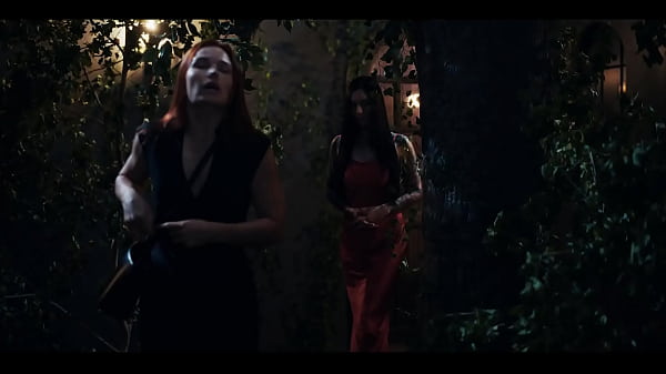 Nonton Mag Numb The Vampire - Punk Rock Lesbian Turns Clemence Into Horny Slave thumbnail