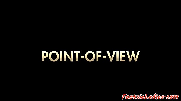 Eurobabe_givees footjob to her bfs big cock