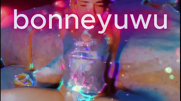 Bonneyuwu 4 49 chupar dildo espejo 