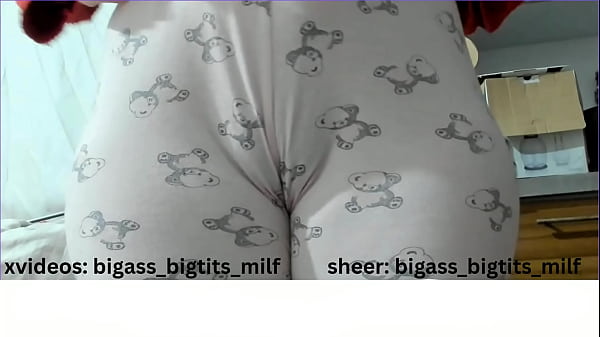 PAJAMAS MASTURBATEBİG ASS MİLF_CAMEL TOE