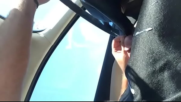 I jack off in car