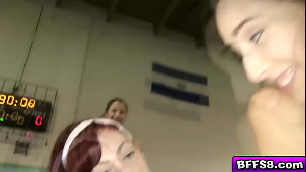 Horny_babes Jess, Kerry and Rita spread their long legs