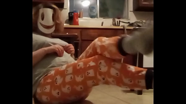 Promotional grey_workout_SUBSCRIBE TO OUR_MEMBERSHIP FOR_ACCESS TO HUNDREDS MORE_VIDS AND_COUNTING