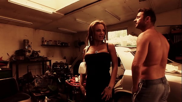 Bonny Bon Loves Gettin Gang Banged In Budapest thumbnail