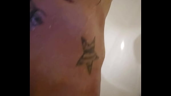 Emy angel se caresse 