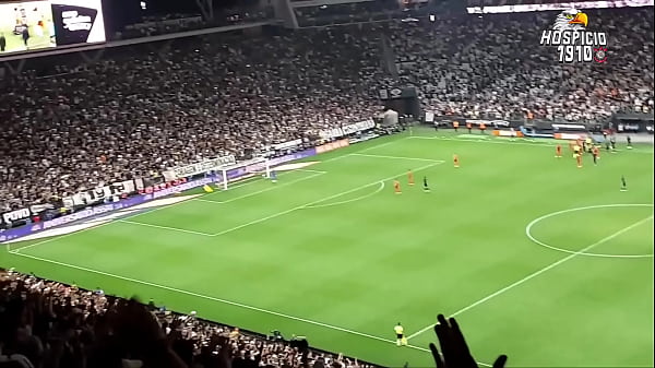 Memphis depay nao perdoou a safada do ventinho sem forca 