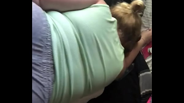 Step mommy fucks daddy&rsquo;s cock