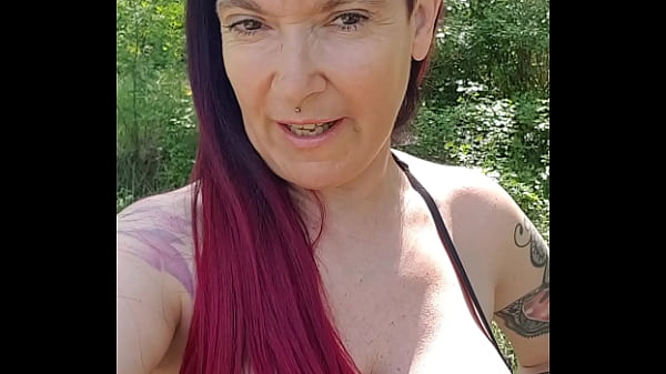 En ce jeudi soirpetite_présentation filmée d_une vidéo à venir avecun de