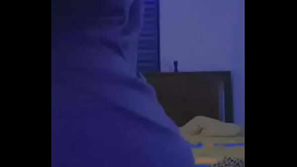 Nonton Raba Gigante thumbnail