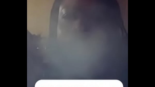 KREAMYEMPRESS thanks you with smoke fetish for 300K